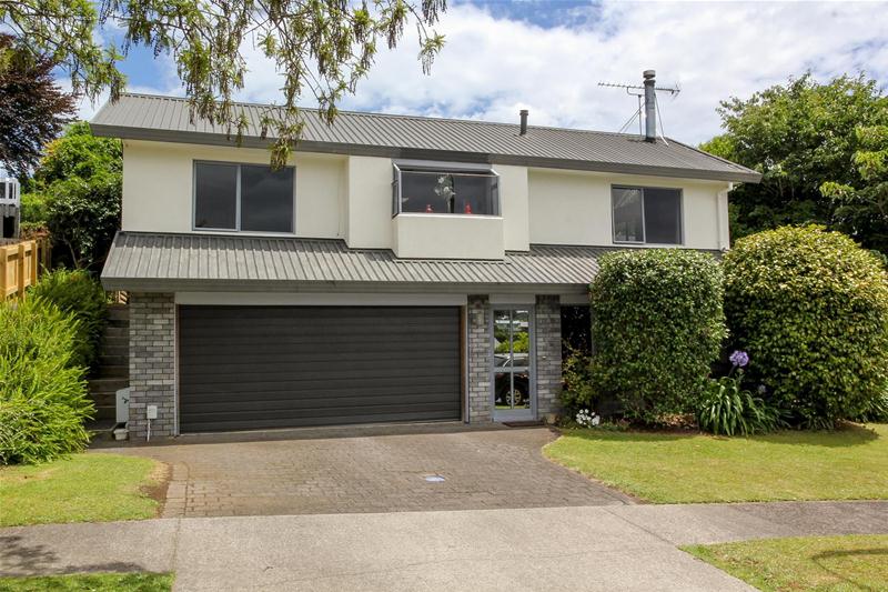 11 La Salle Drive, Westown, New Plymouth - Carousel 19
