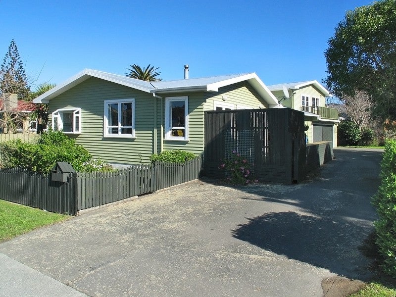 78 Main Road, Titahi Bay, Porirua - Carousel 2