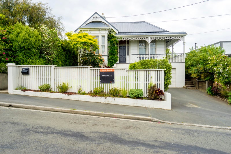 11 Mataora Road, Kenmure, Dunedin - Carousel 2