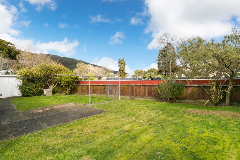 20 Parnell Street, Fairfield, Lower Hutt - Carousel 11