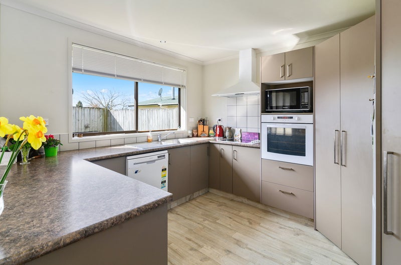 32 Kinder Place, Ngongotaha, Rotorua - Carousel 2