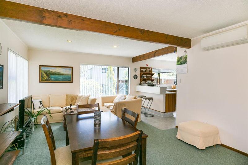 13A Black Rock Road, Newlands, Wellington - Carousel 2