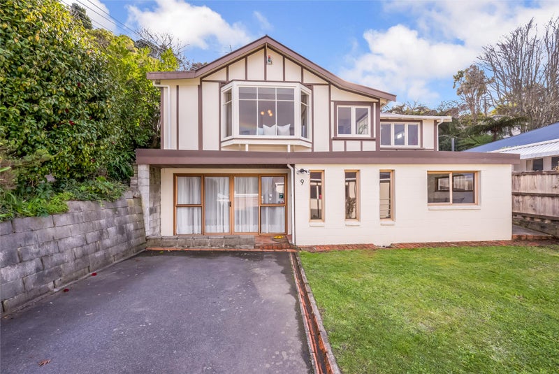 9 Onehuka Road, Tirohanga, Lower Hutt - Carousel 1