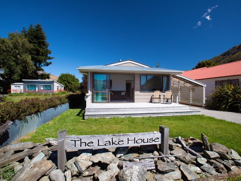 36 CORNWALL ST, kingston, athol - Carousel 2