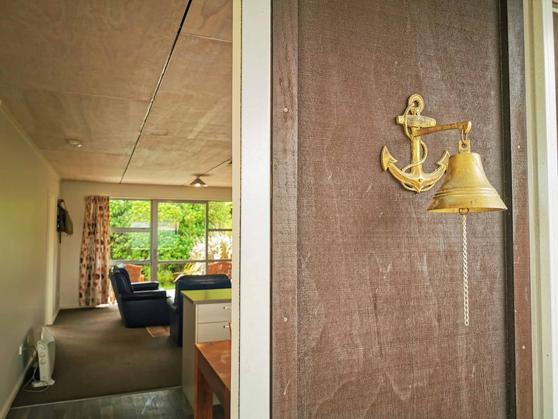 9 Nyhon Place, Haast - Carousel 12