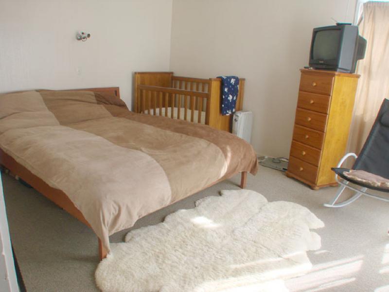 21 Helvetia Grove, Naenae, Lower Hutt - Carousel 5