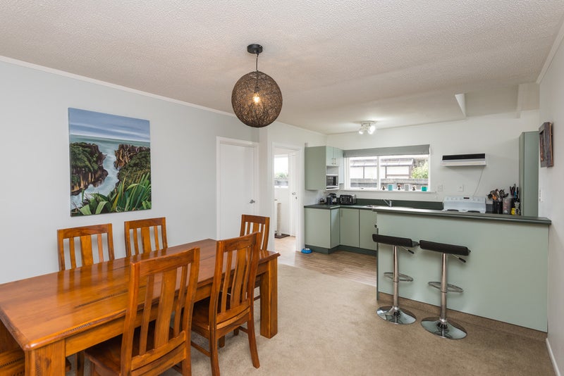 146 Queenspark Drive, Parklands, Christchurch - Carousel 2