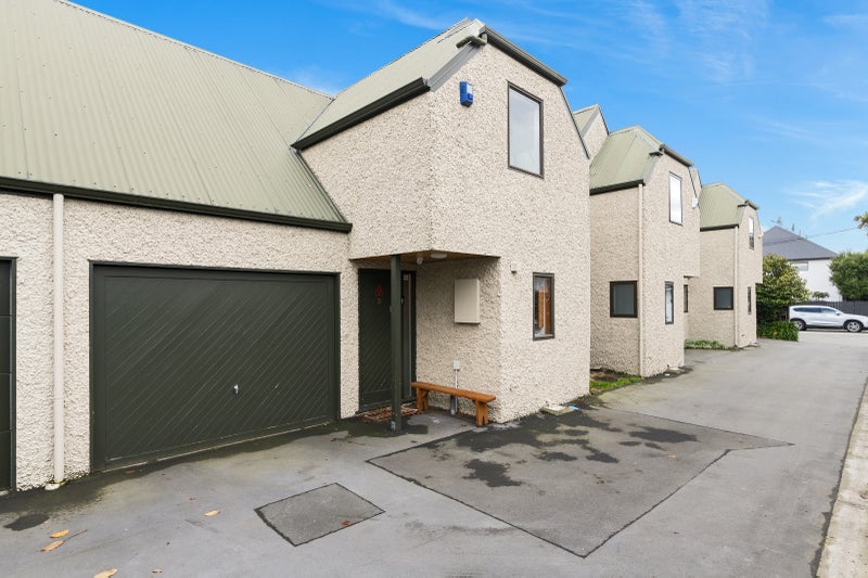 3/11 Bristol Street, St Albans, Christchurch - Carousel 1