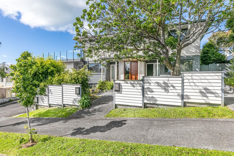 2/226 Gowing Drive, Meadowbank, Auckland - Carousel 1