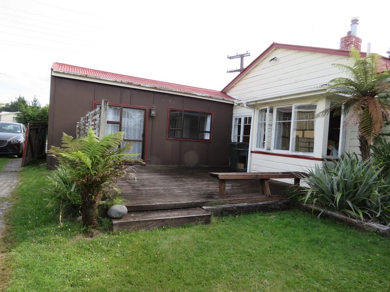 2167 State Highway 4, Owhango - Carousel 1
