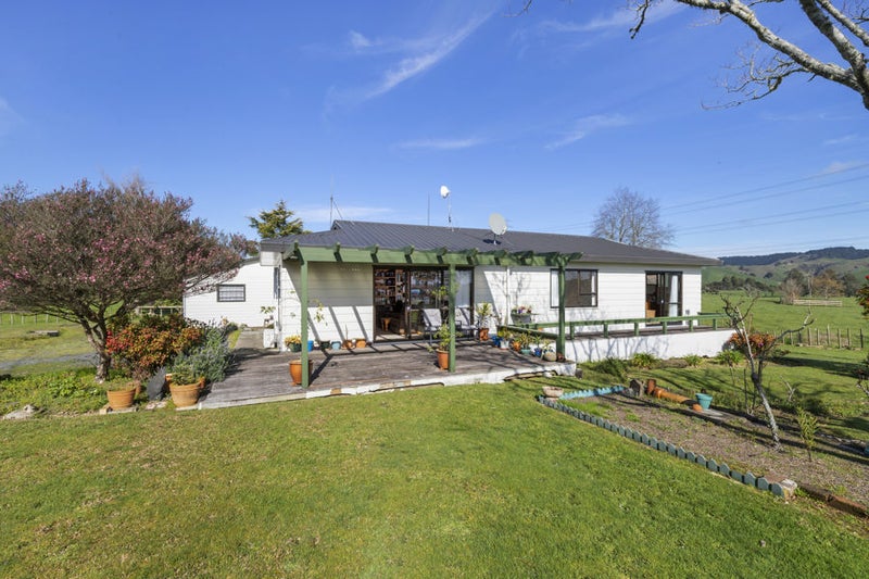 401 Taniwha Road, Waerenga - Carousel 1