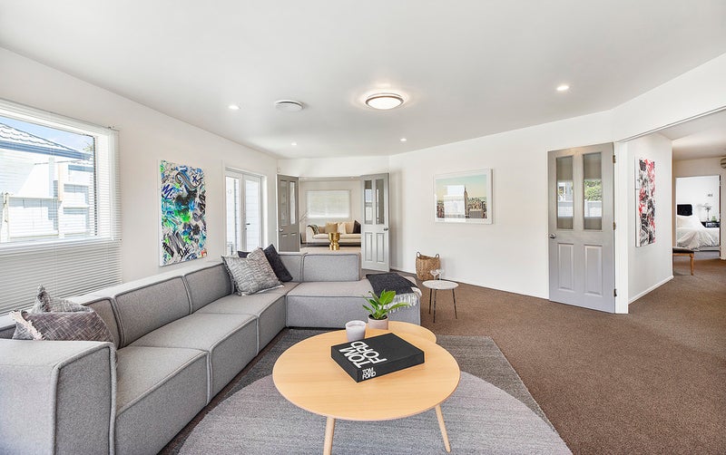 6 Forsyth Grove, Brooklyn, Wellington - Carousel 2