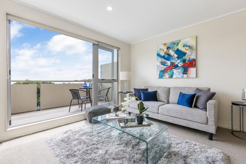 304/26 Morningside Drive, Morningside, Auckland - Carousel 1