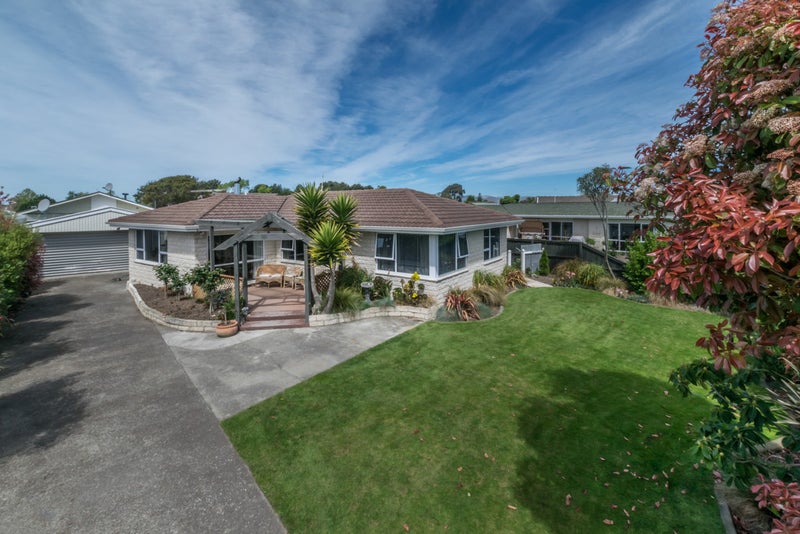 40 Valecrest Avenue, Parklands, Christchurch - Carousel 14