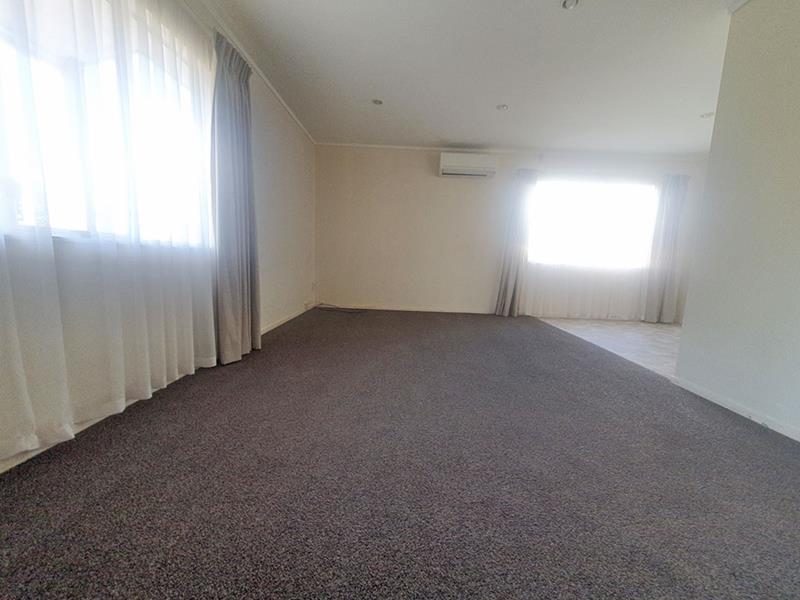 10 Topaz Place, Wiri, Auckland - Carousel 2