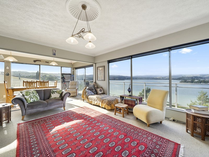 56 Mana View Road, Paremata, Porirua - Carousel 1