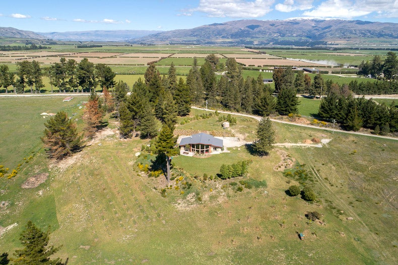 84 Watkins Road, Wanaka - Carousel 13