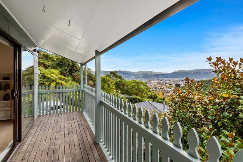 9 Kerkwall Drive, Naenae, Lower Hutt - Carousel 2