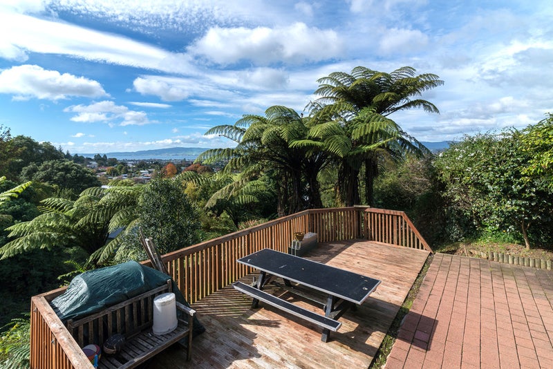 43 Mountain Road, Western Heights, Rotorua - Carousel 2