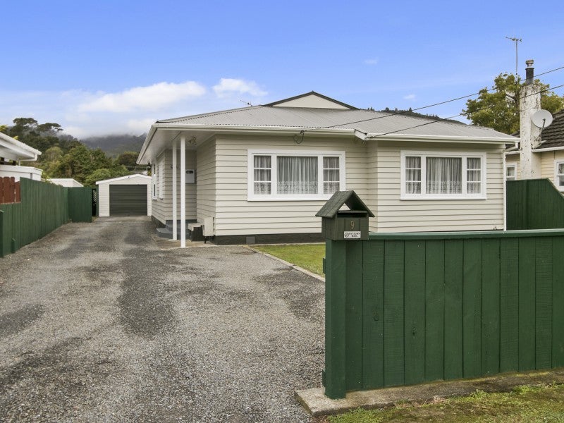 9 Stanley Street, Wainuiomata, Lower Hutt - Carousel 19