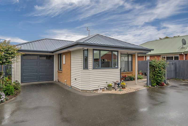 4/16 Grassmere Street, Papanui, Christchurch - Carousel 2