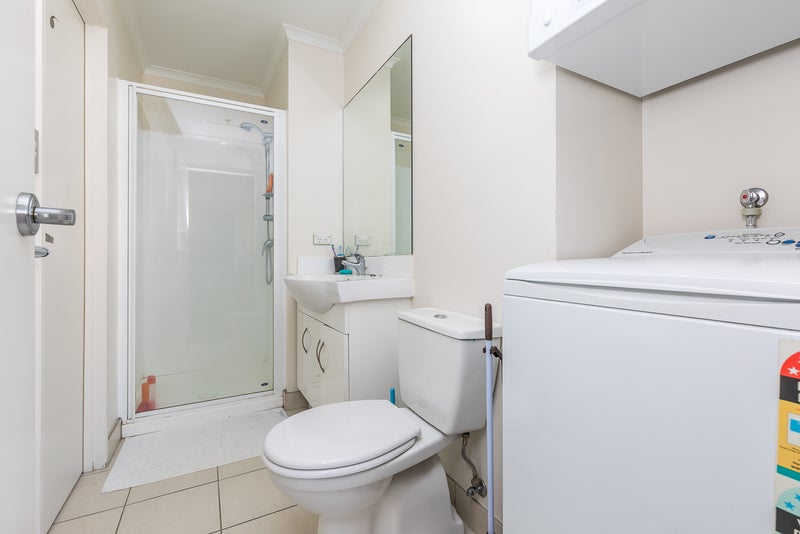 419C/176 Broadway, Newmarket, Auckland  - Carousel 12