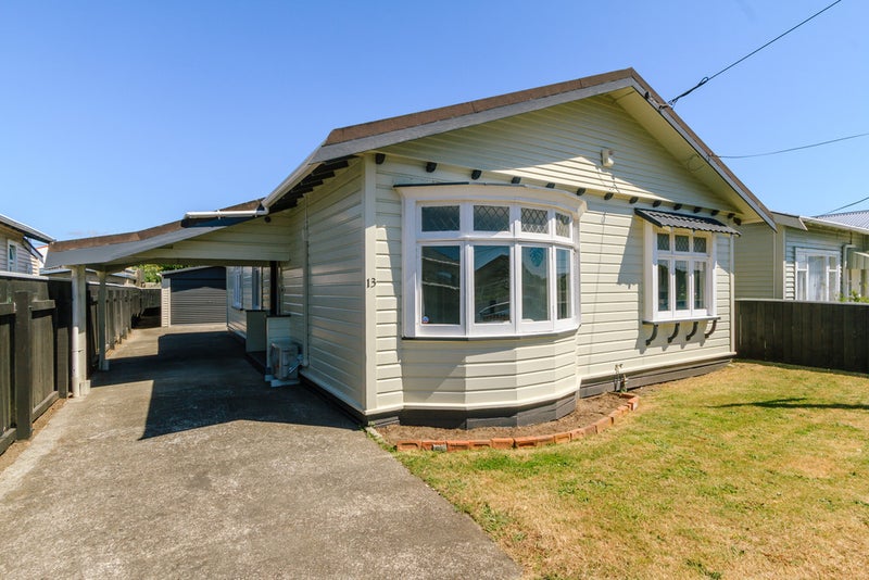 13 Collins Street, Petone, Lower Hutt - Carousel 20