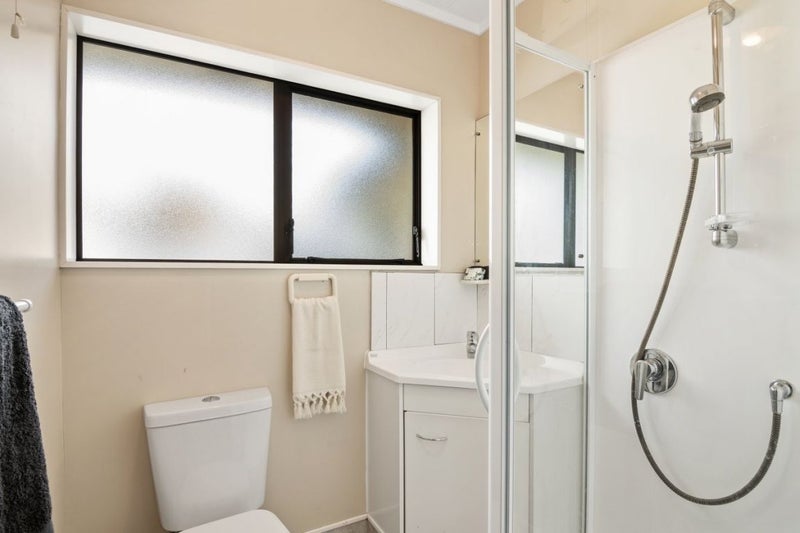 2/3 Tory Street, Maitai, Nelson - Carousel 11