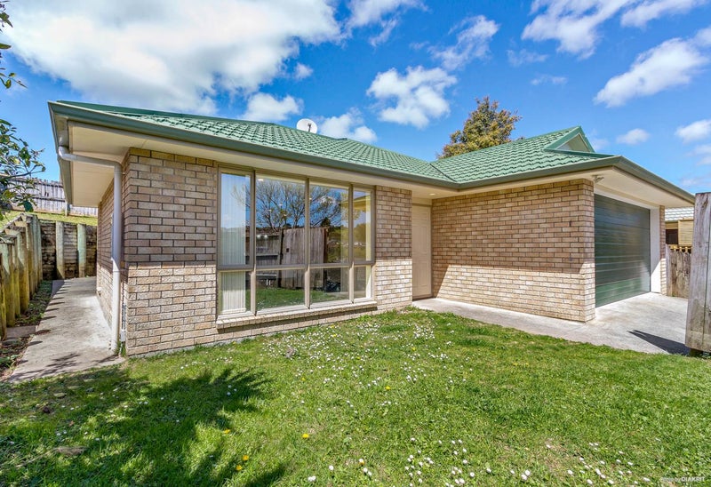 7 Xena Way, Henderson, Auckland - Carousel 1