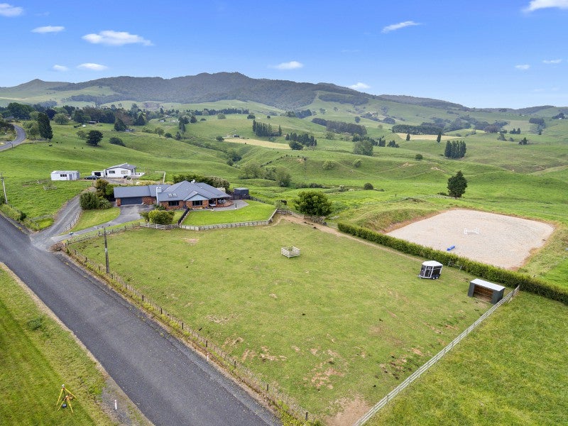 150 Hicks Road, Maungatautari, Cambridge - Carousel 1