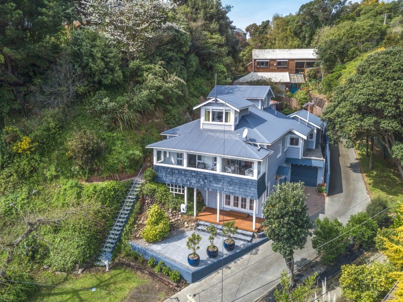102 Paremata Road, Paremata, Porirua - Carousel 1