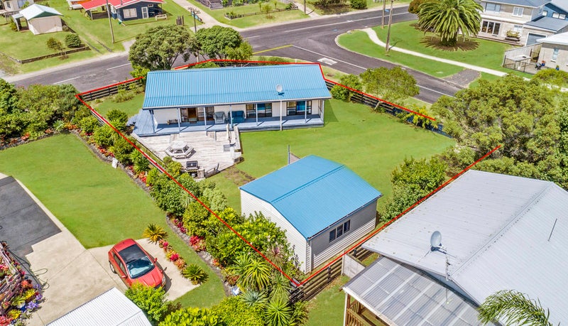 400 Williamson Road, Whangamatā - Carousel 1