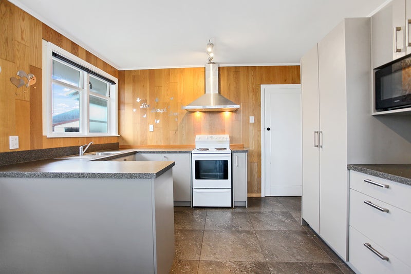 40 Merrington Crescent, Aranui, Christchurch - Carousel 2