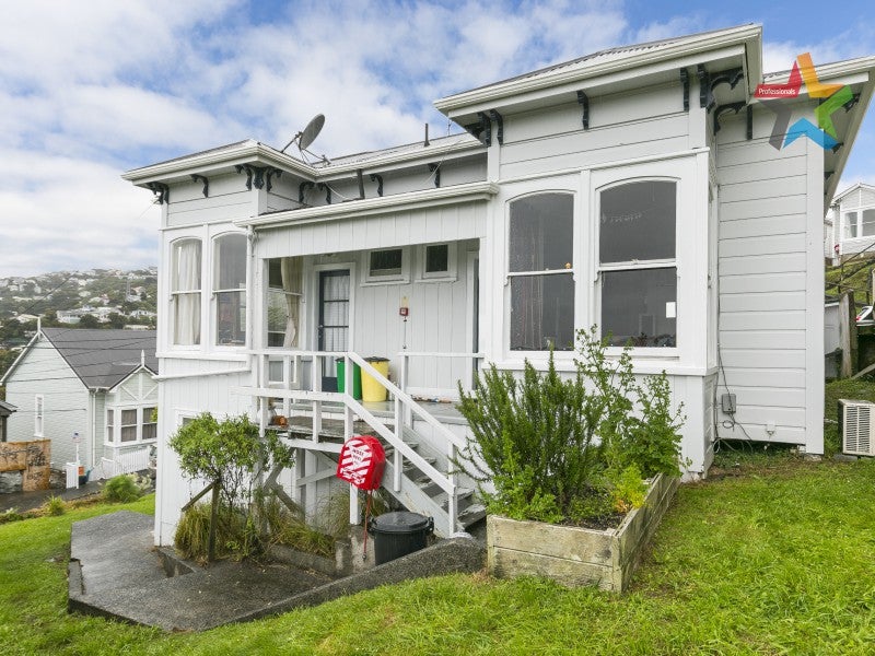 58 Fairlie Terrace, Kelburn, Wellington - Carousel 1