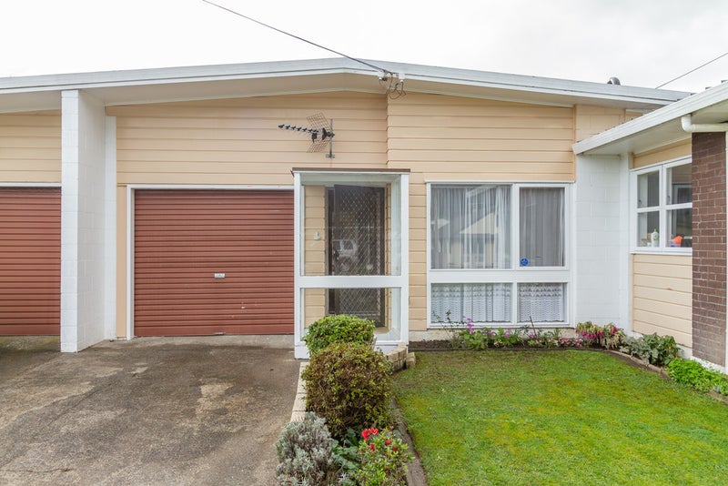 3B Porutu Street, Fairfield, Lower Hutt - Carousel 1