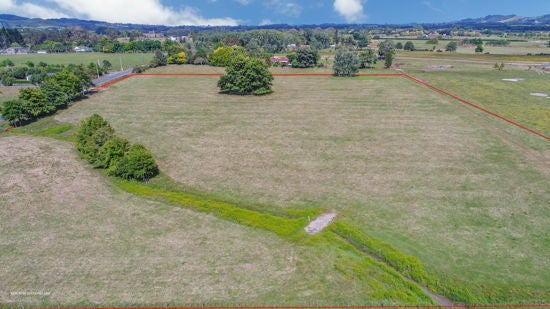 66 Tourist Road, Papakura - Carousel 7