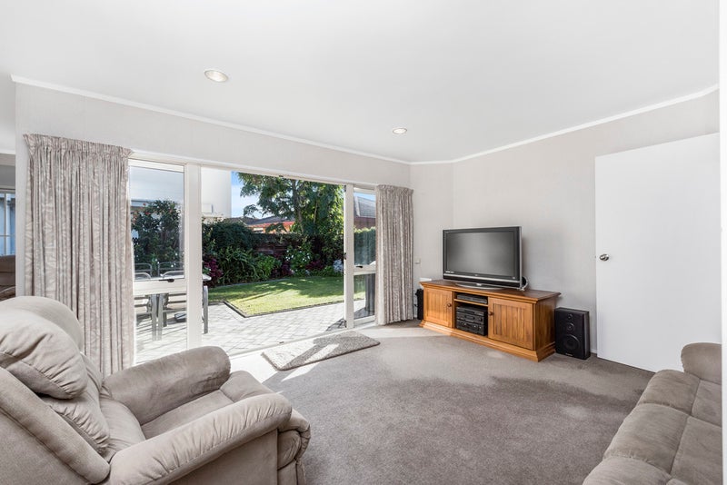 399 Maunganui Road, Mount Maunganui, Mount Maunganui - Carousel 2