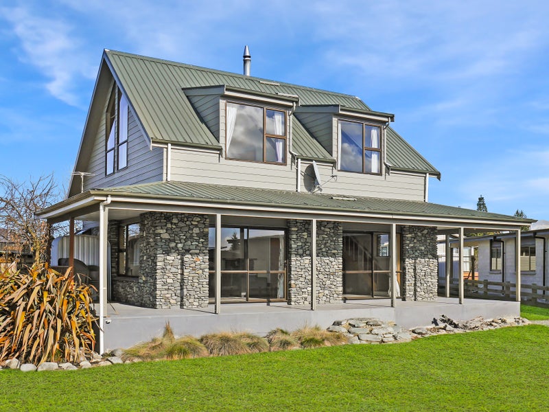 15 Irishman Drive, Twizel - Carousel 1