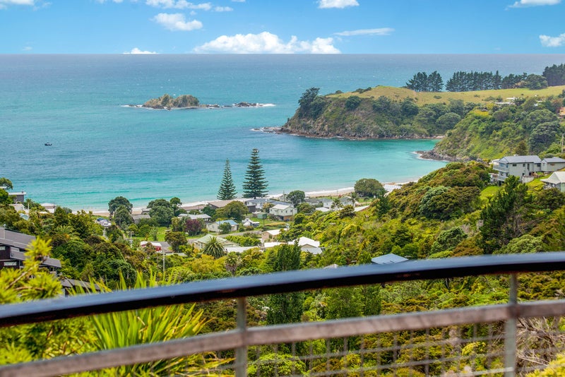7 Cory Road, Palm Beach, Waiheke Island - Carousel 1