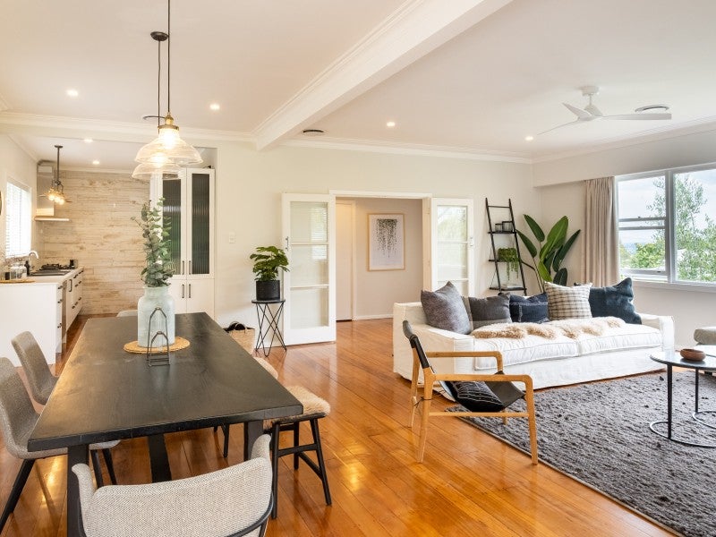 24 France Road, Bluff Hill, Napier - Carousel 1