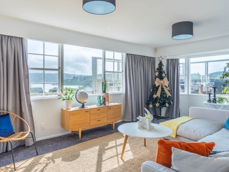 19 Brora Crescent, Papakowhai, Porirua - Carousel 2