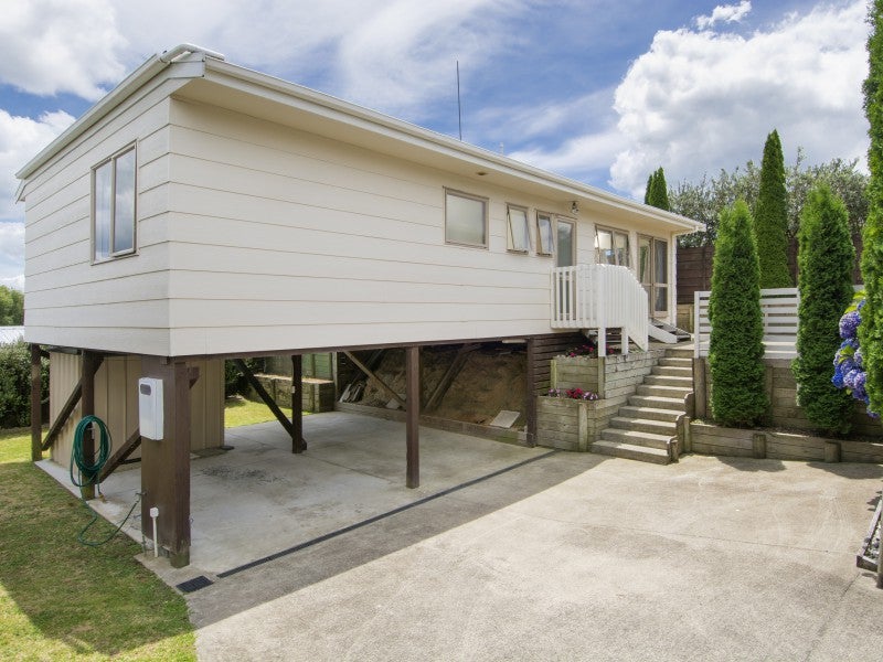 34B Manson Street, Gate Pa, Tauranga - Carousel 16