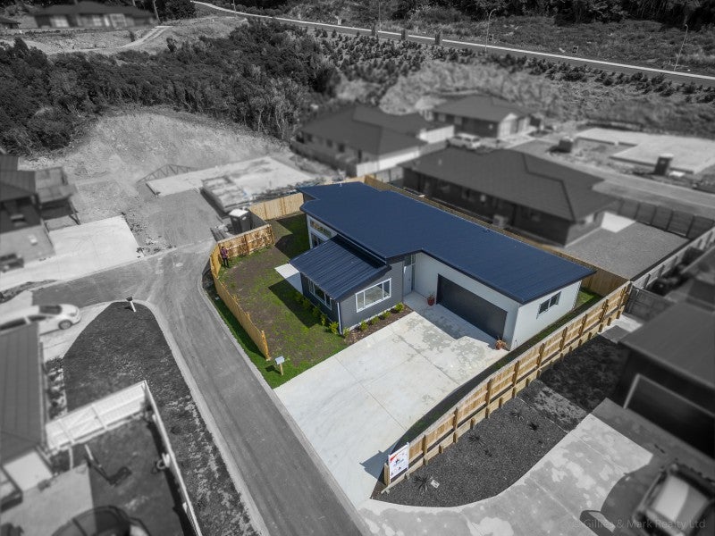 77 Riverstone Drive, Riverstone Terraces, Upper Hutt - Carousel 2