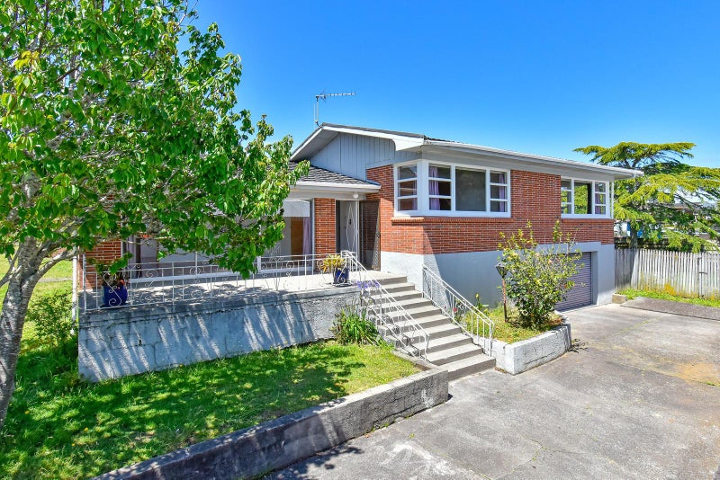 71 Lawrence Crescent, Hillpark, Auckland - Carousel 1