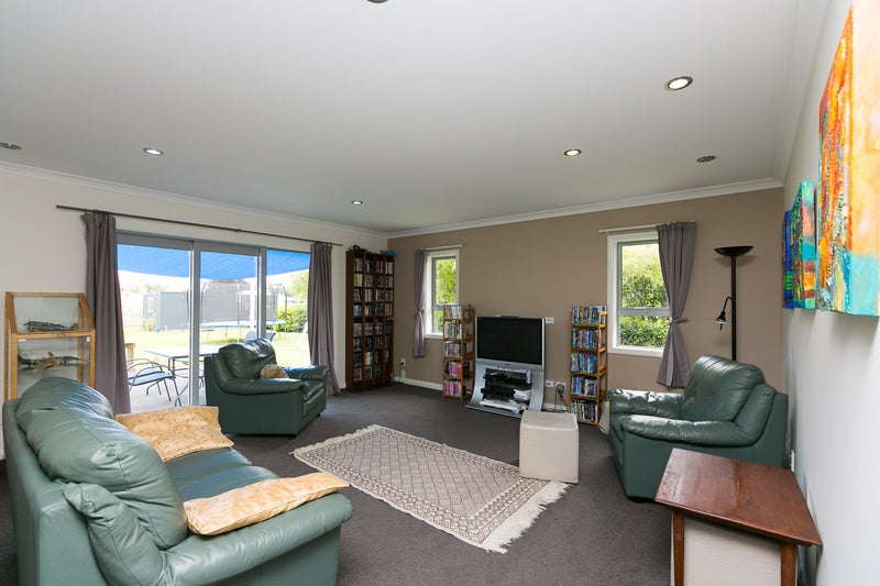 9B Whitcombe Street, Lepperton, New Plymouth - Carousel 35