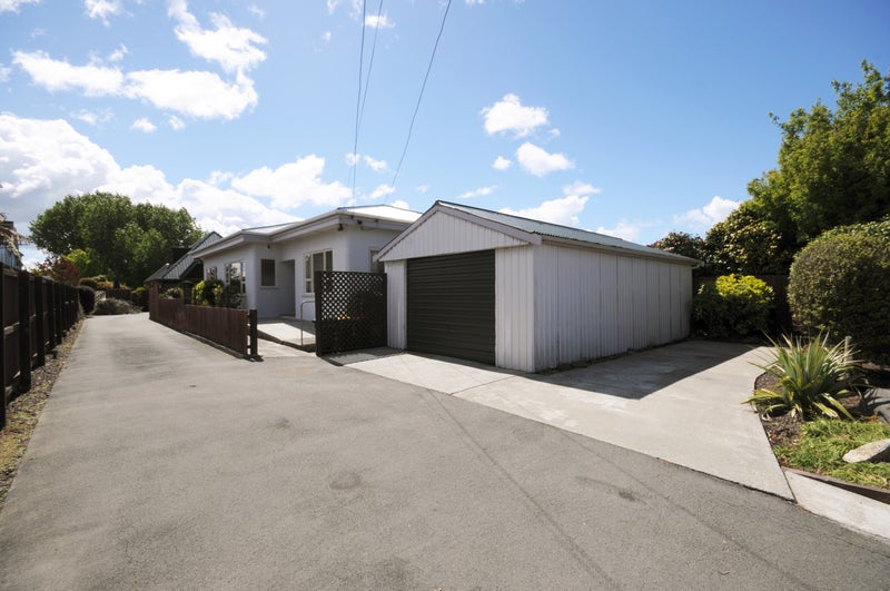 1/16 Wittys Road, Avonhead, Christchurch - Carousel 2