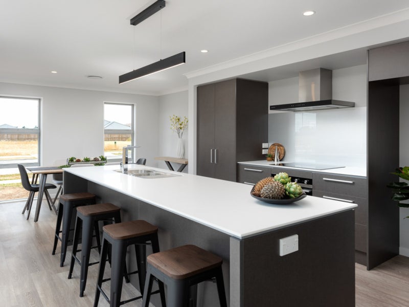 4 Caproni Road, Omaka - Carousel 2