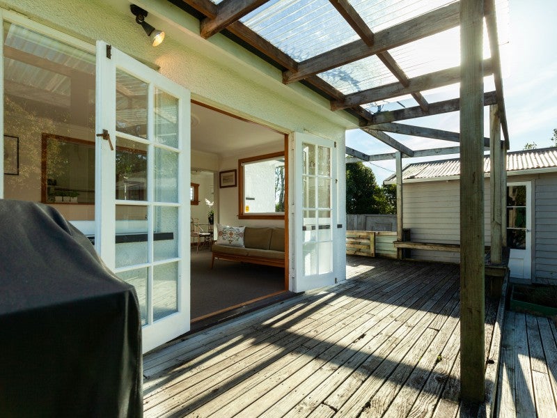10 Omata Road, Westown, New Plymouth - Carousel 26