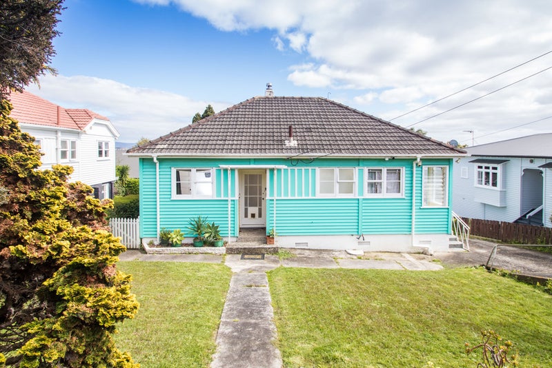 17 Hadfield Avenue, Waterview, Auckland - Carousel 2