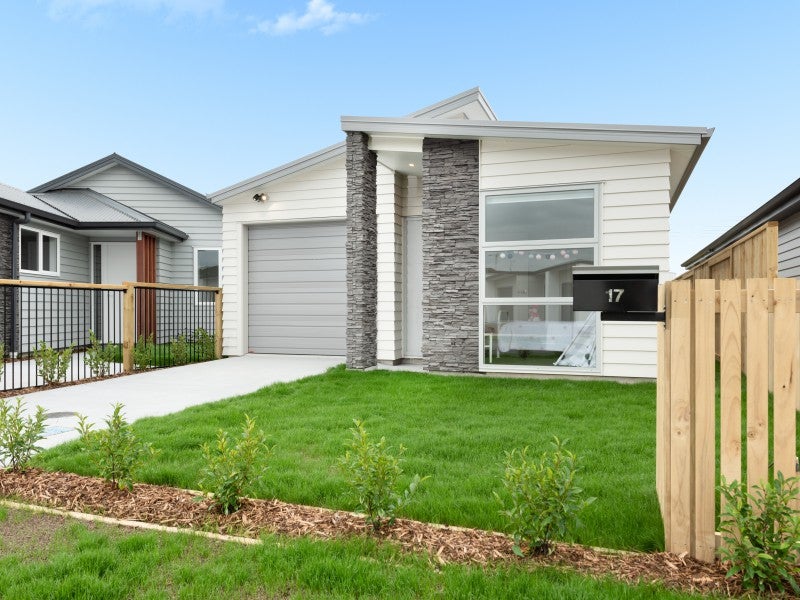 17 Foley Grove, Pyes Pa, Tauranga - Carousel 2